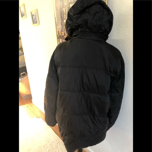 Old Navy MAN’S EXTRA LARGE JACKET. PRE-LOVED - Picture 2 of 8